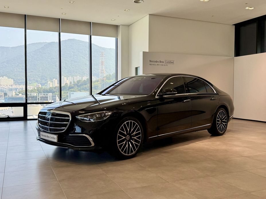 Mercedes-Benz S-Class 2022