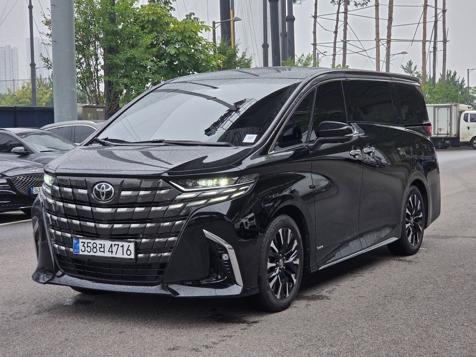 Toyota Alphard 2025