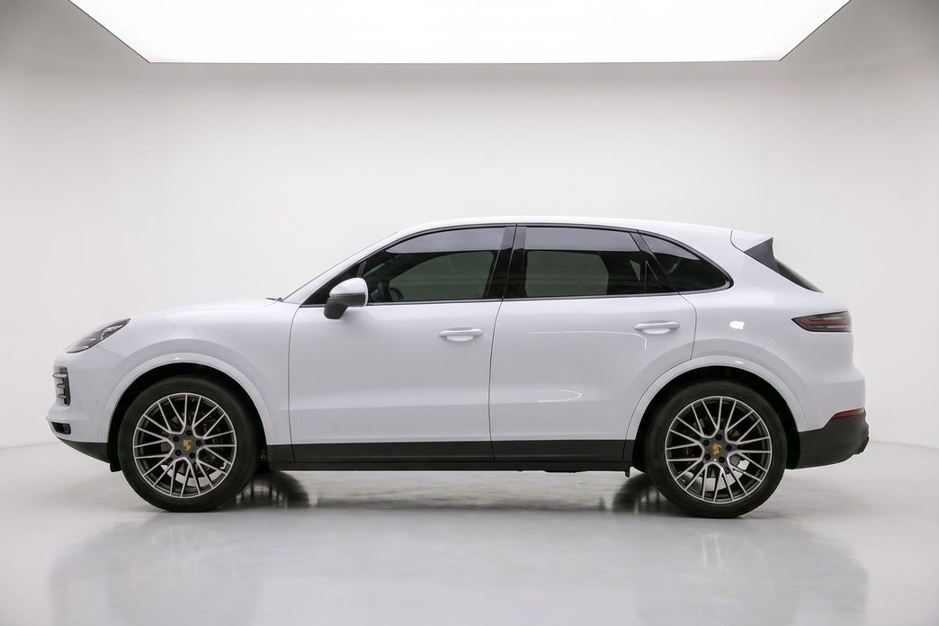 Porsche Cayenne 2021