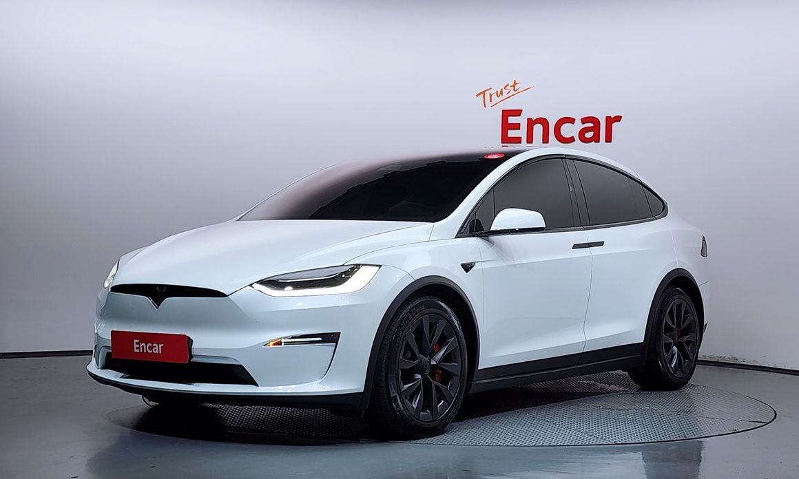 Tesla Model X 2023