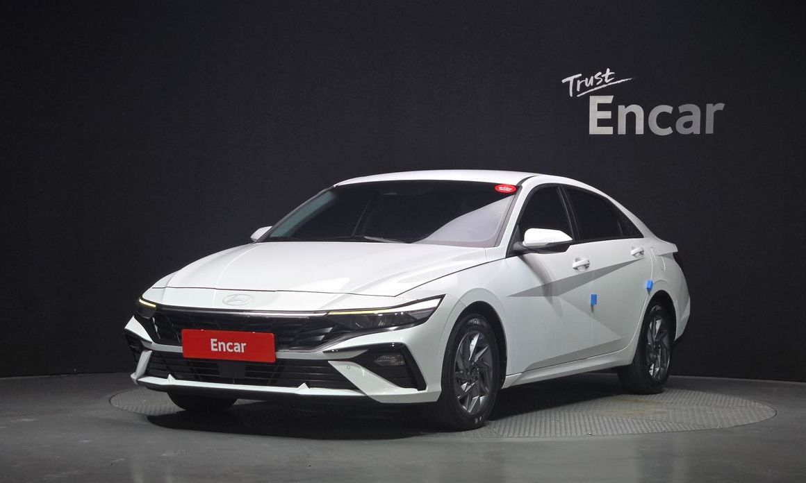 Hyundai AVANTE 2025