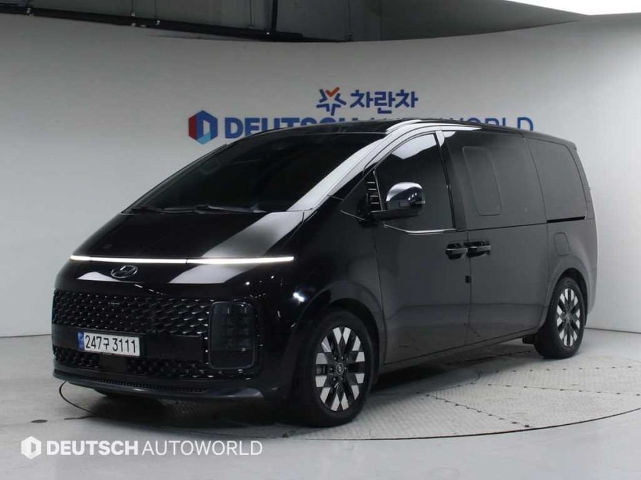 Hyundai Staria 2023