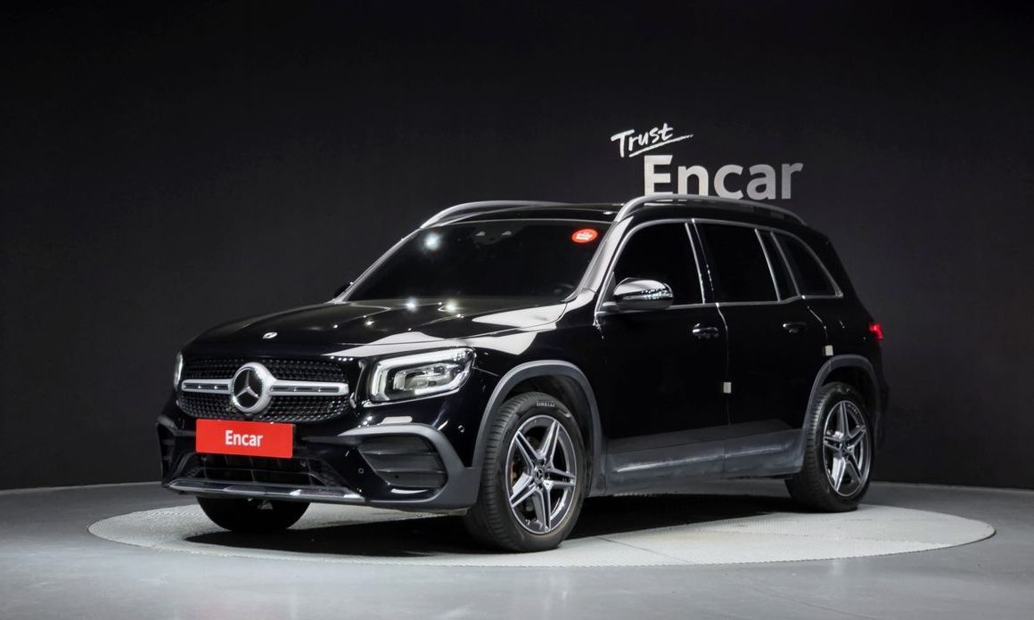 Mercedes-Benz GLB-Class 2023