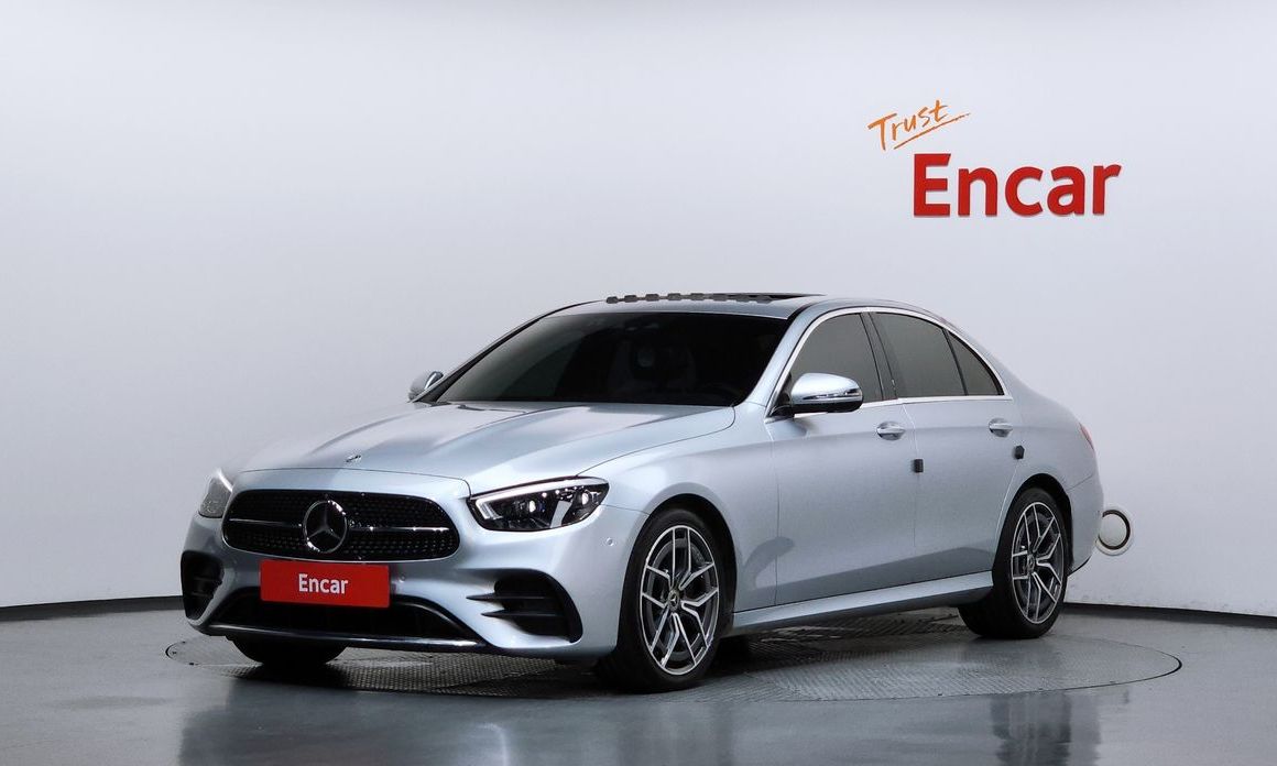 Mercedes-Benz E-Class 2022