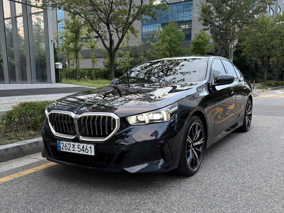BMW 5-Series 2026
