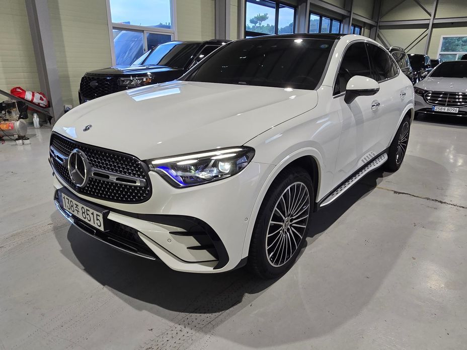 Mercedes-Benz GLC-Class 2025