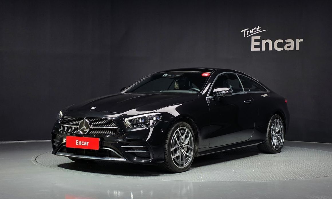 Mercedes-Benz E-Class 2023