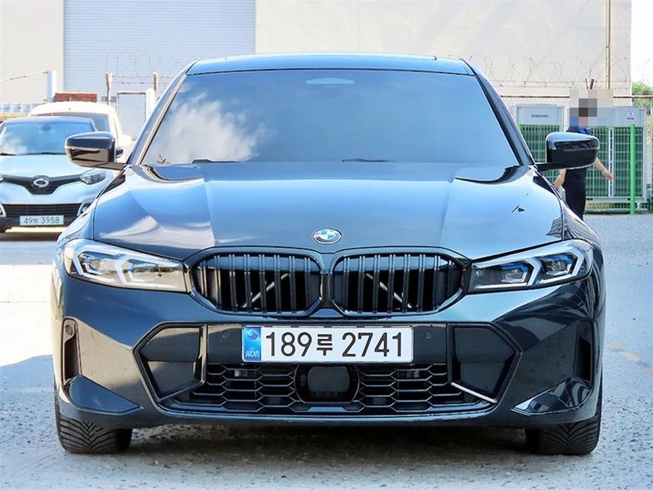BMW 3-Series 2025
