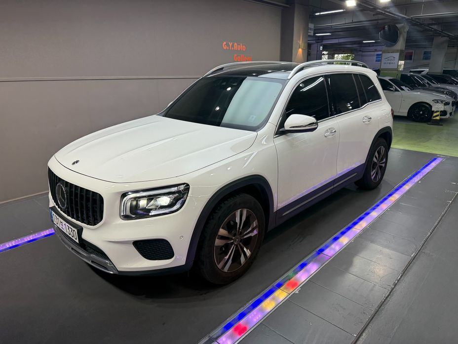 Mercedes-Benz GLB-Class 2022