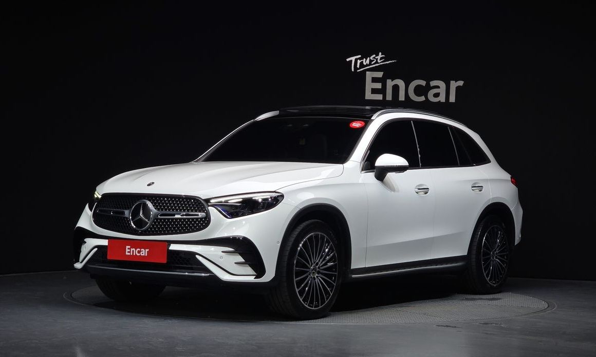 Mercedes-Benz GLC-Class 2023