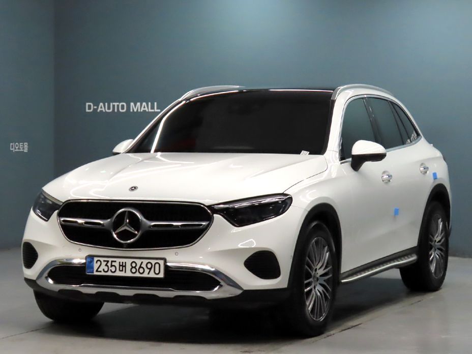Mercedes-Benz GLC-Class 2024