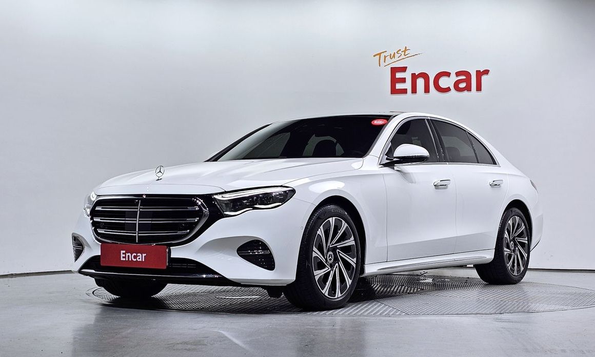 Mercedes-Benz E-Class 2025