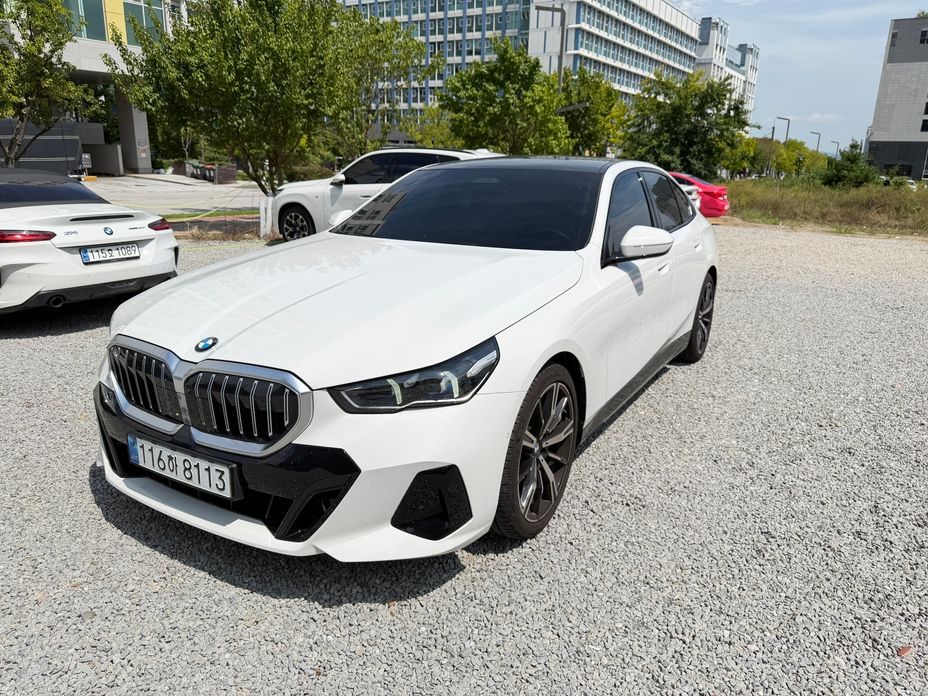 BMW 5-Series 2026