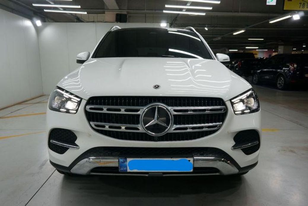 Mercedes-Benz GLE-Class 2025