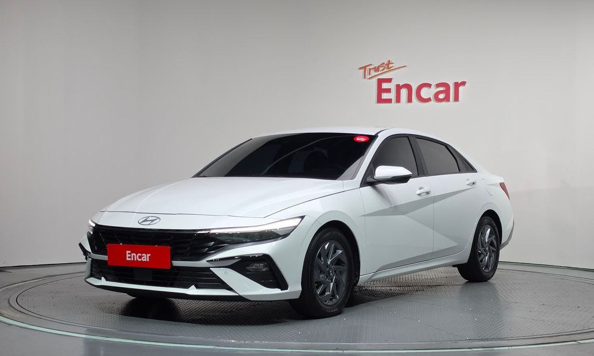 Hyundai AVANTE 2025
