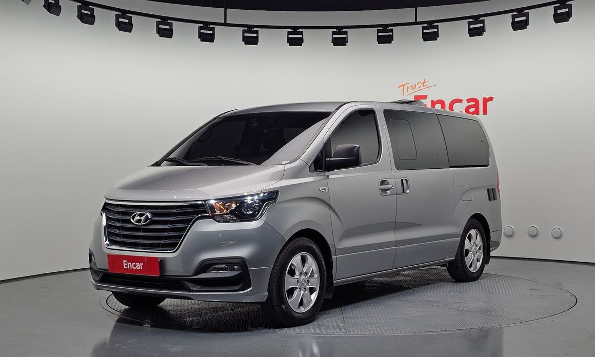 Hyundai Starex 2019