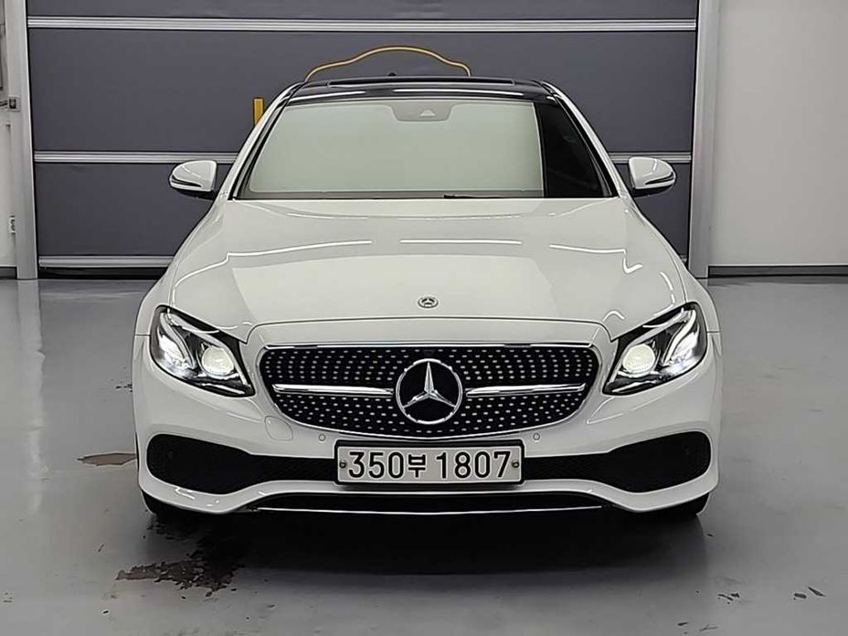 Mercedes-Benz E-Class 2020