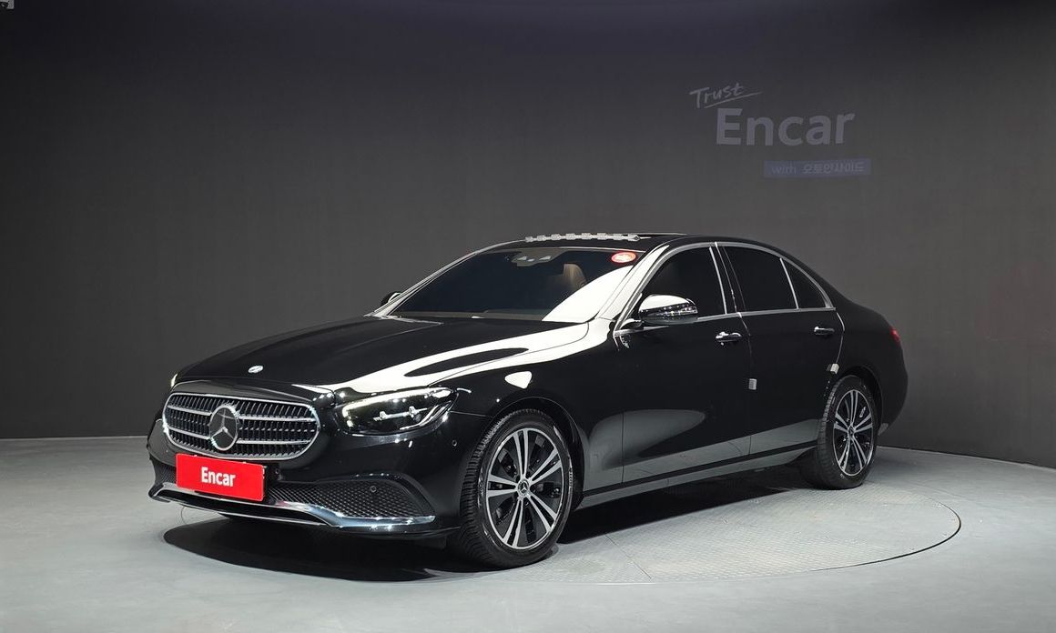 Mercedes-Benz E-Class 2021