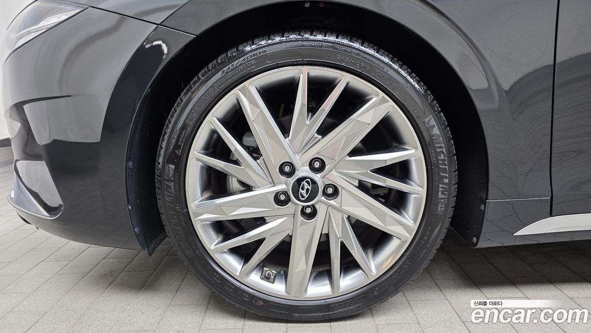 Hyundai Grandeur 2020