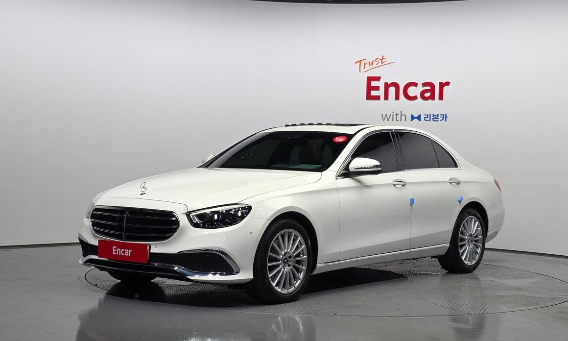 Mercedes-Benz E-Class 2021