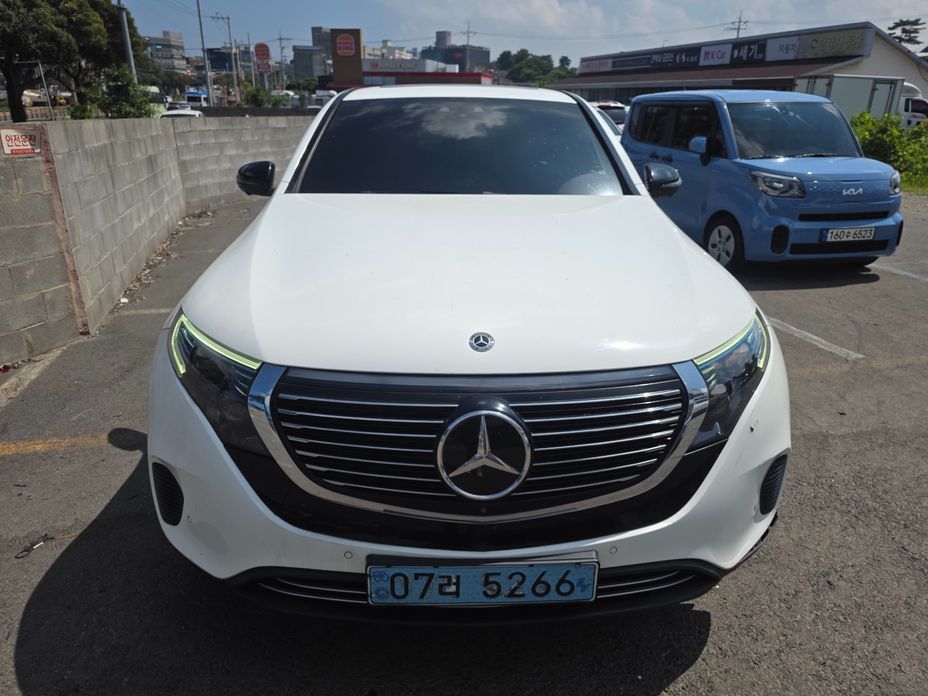 Mercedes-Benz EQC 2020