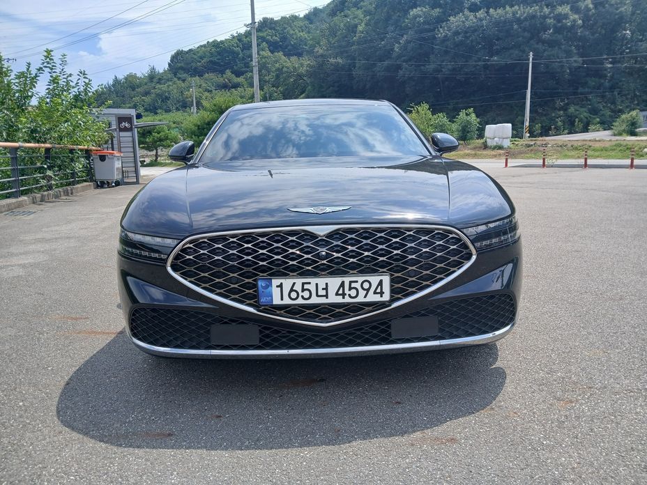 Genesis G90 2023