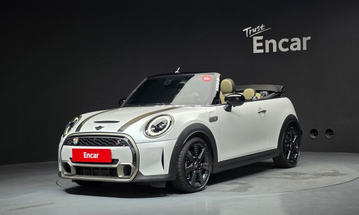 Mini Cooper Convertible 2024