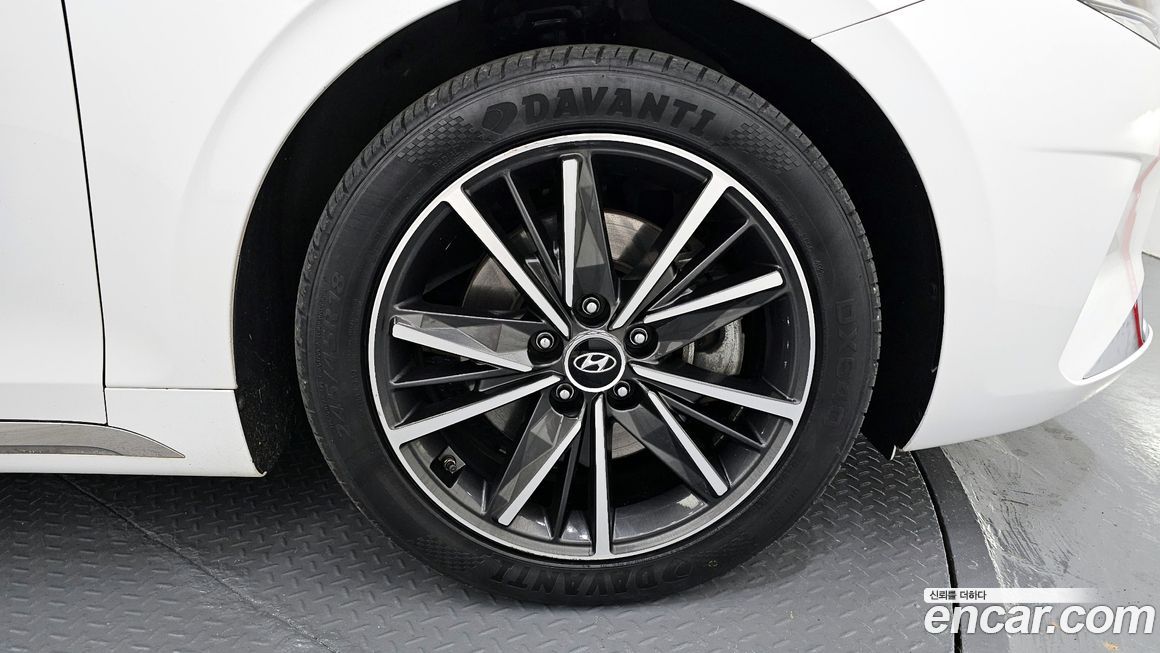 Hyundai Grandeur 2022