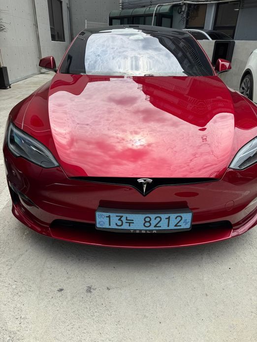 Tesla Model S 2023