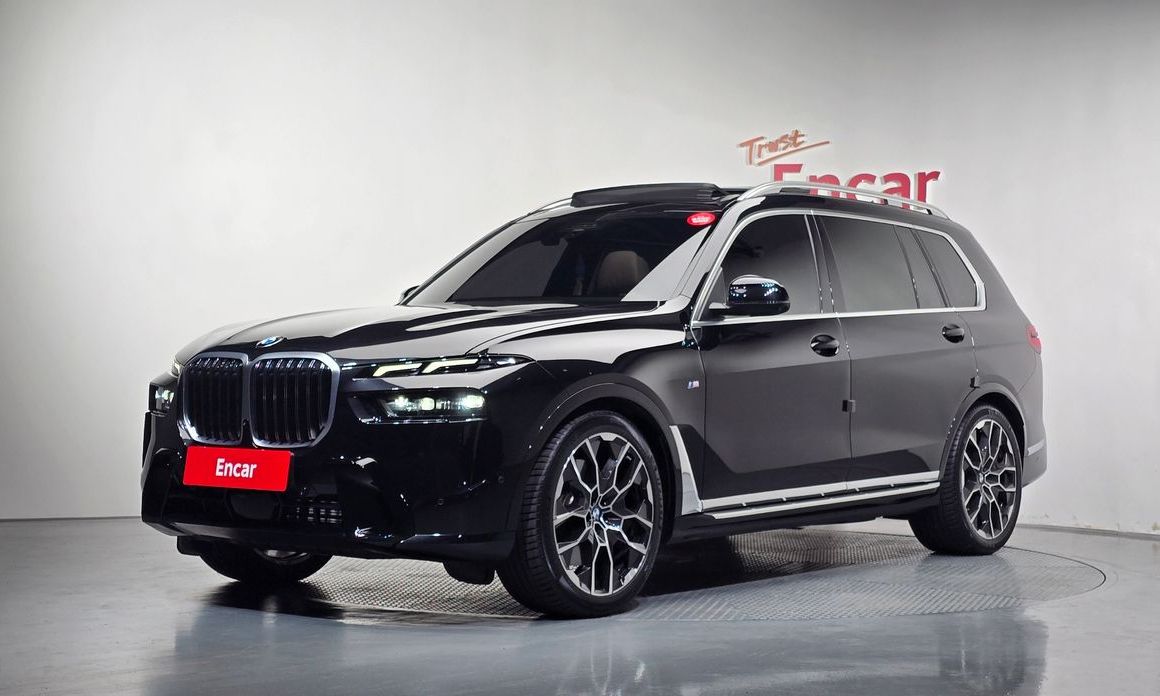 BMW X7 2025