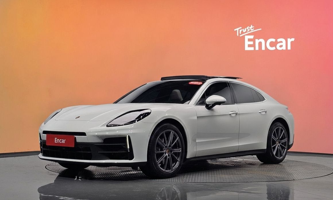 Porsche Panamera 2025