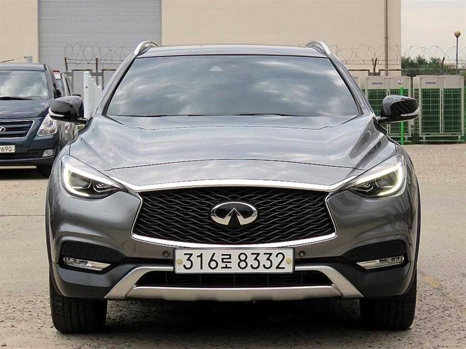 Infiniti QX30 2019