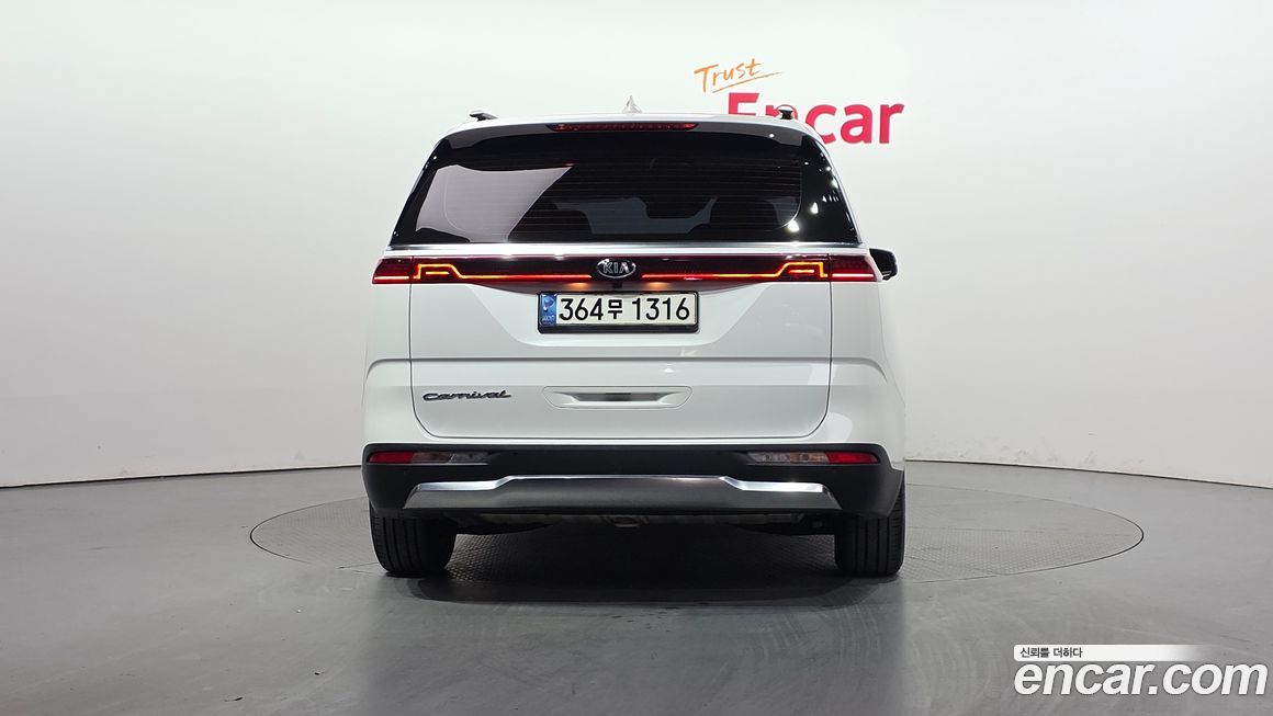 Kia Canival 2021