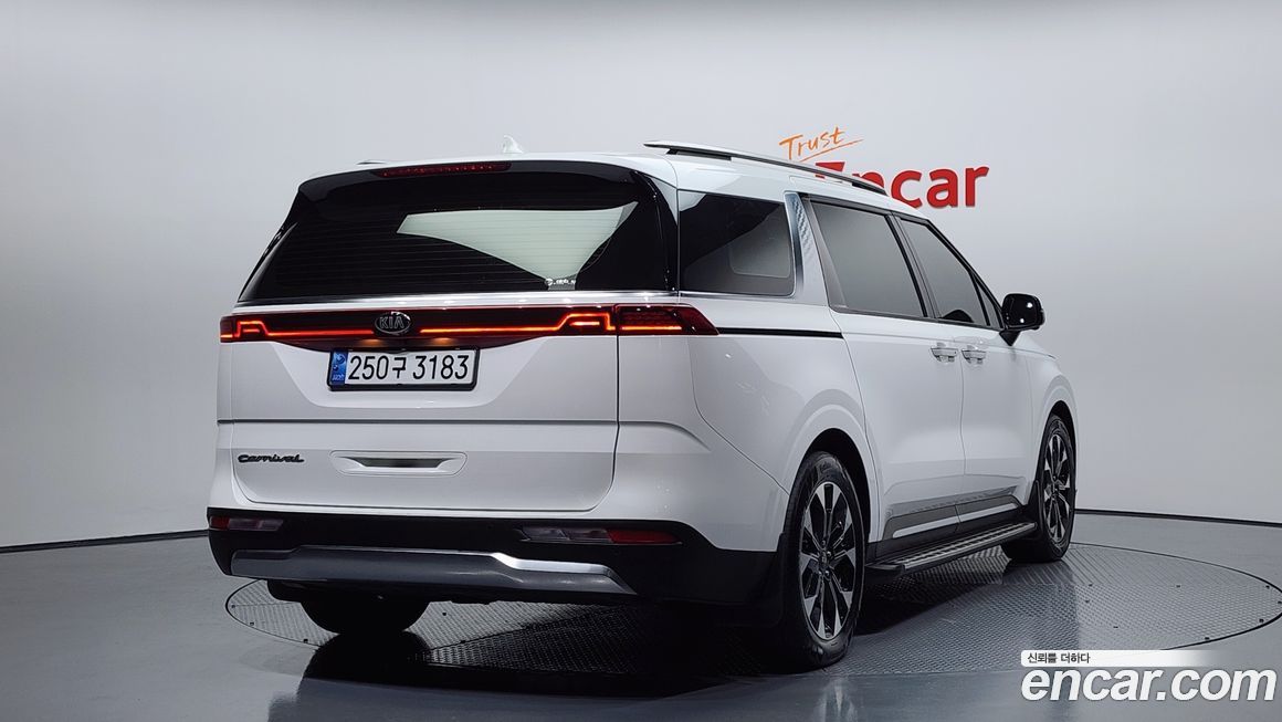 Kia Canival 2021