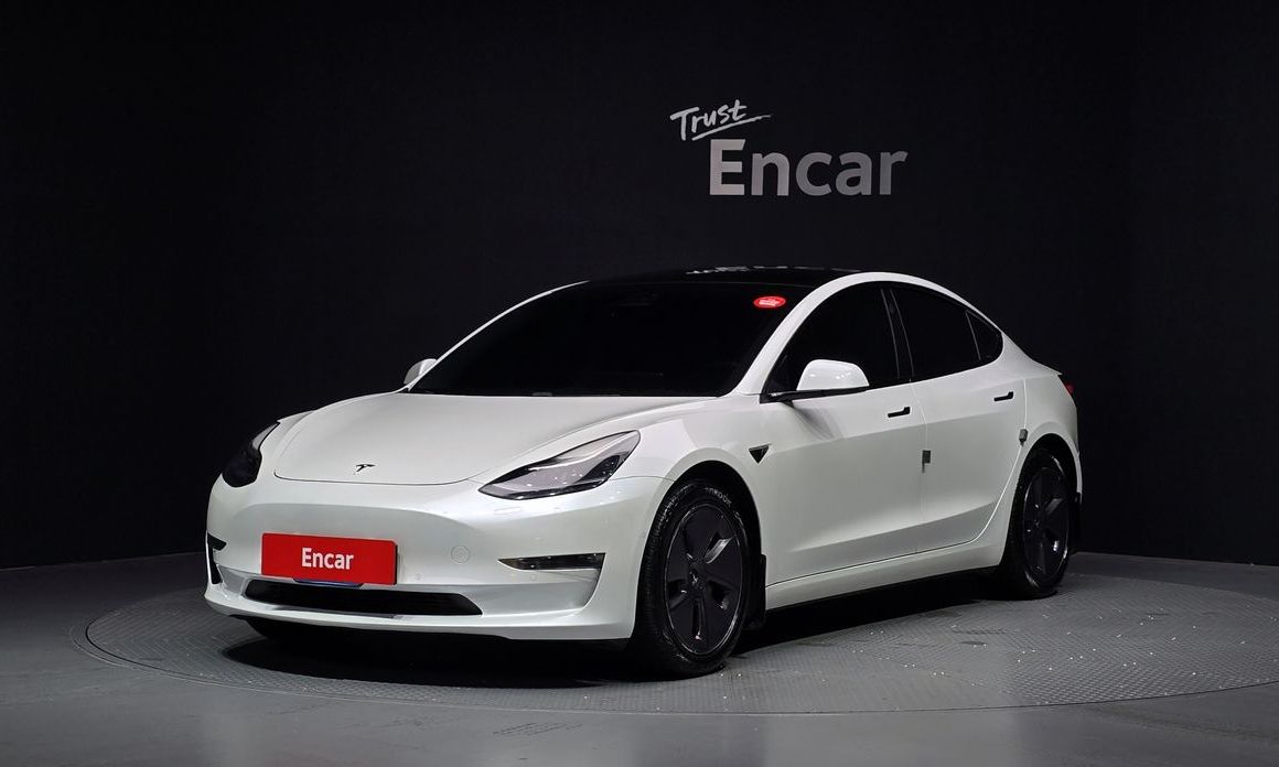 Tesla Model 3 2021