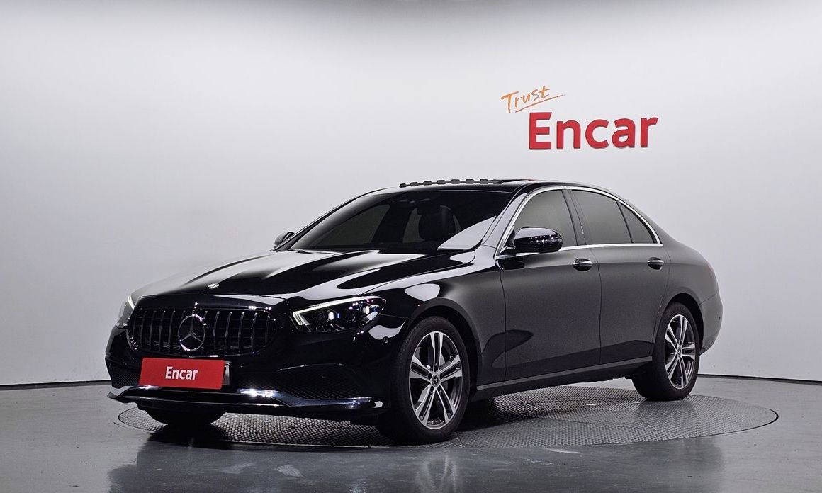 Mercedes-Benz E-Class 2021