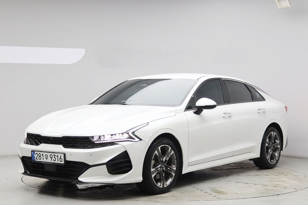 Kia K5 2023