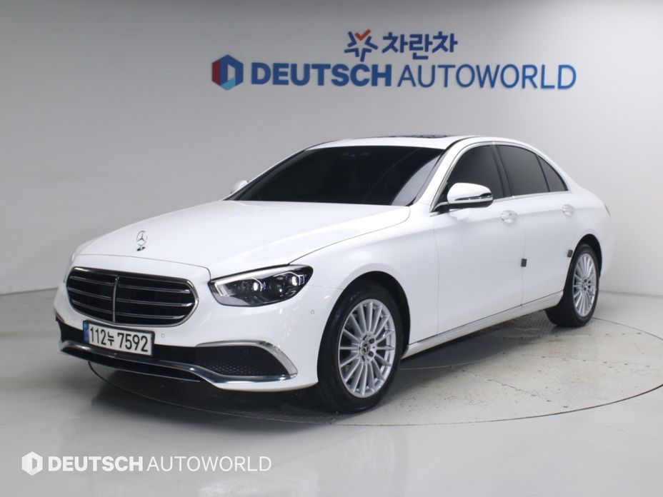Mercedes-Benz E-Class 2021