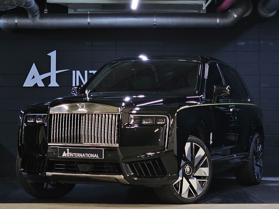 Rolls-Royce Cullinan 2025