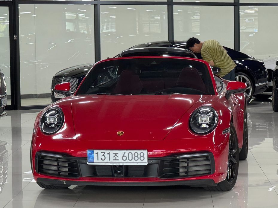 Porsche 911 2024