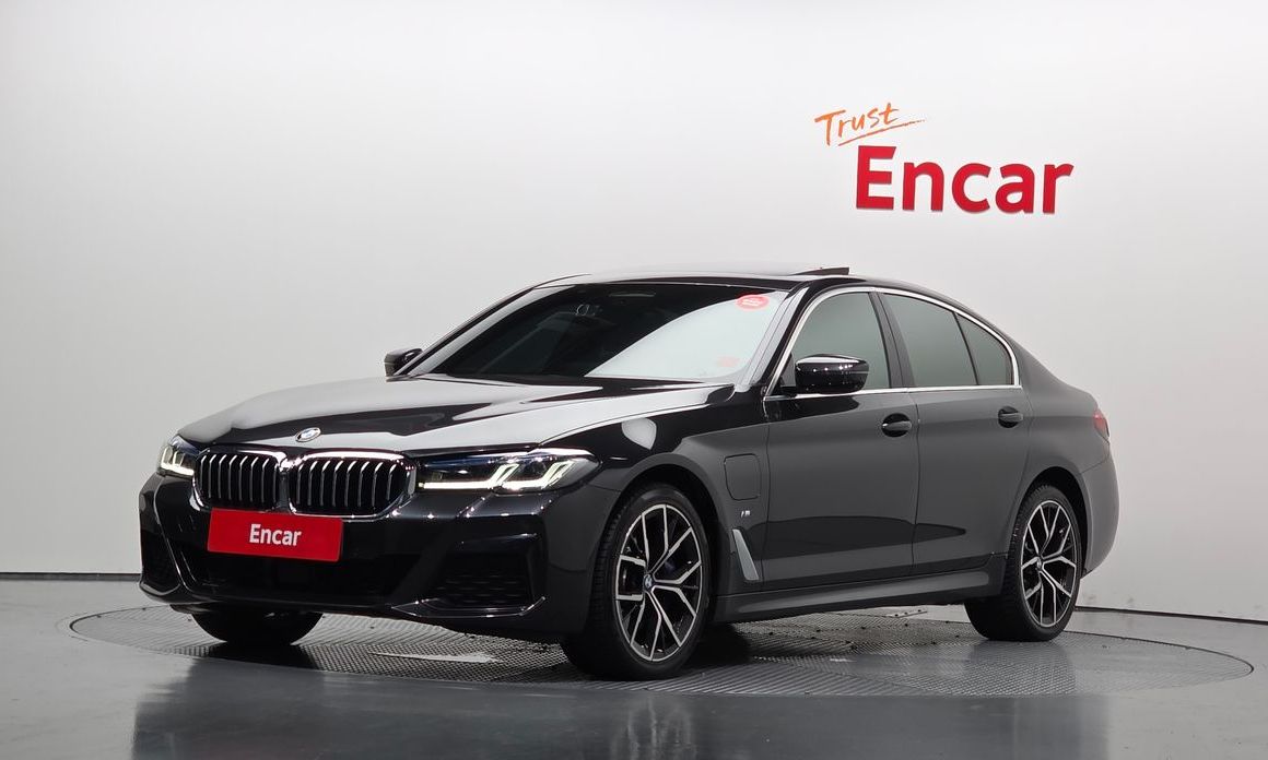 BMW 5-Series 2021