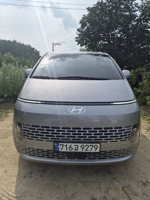 Hyundai Staria 2025