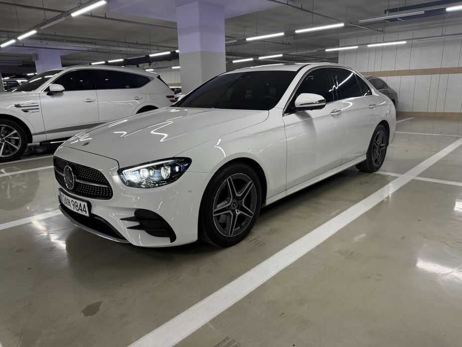 Mercedes-Benz E-Class 2023