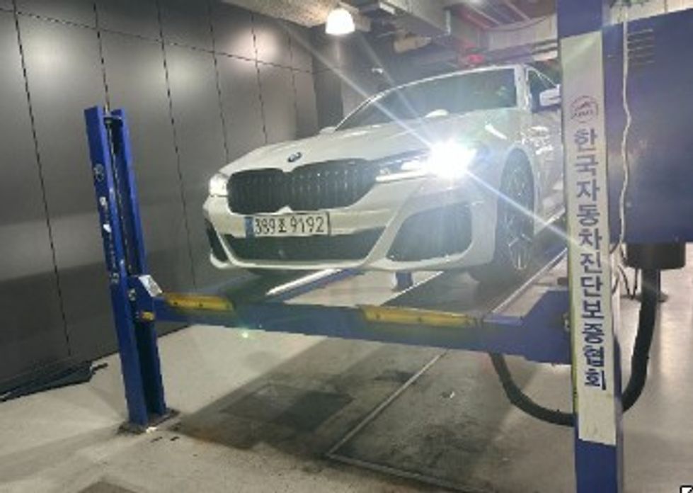 BMW 5-Series 2022