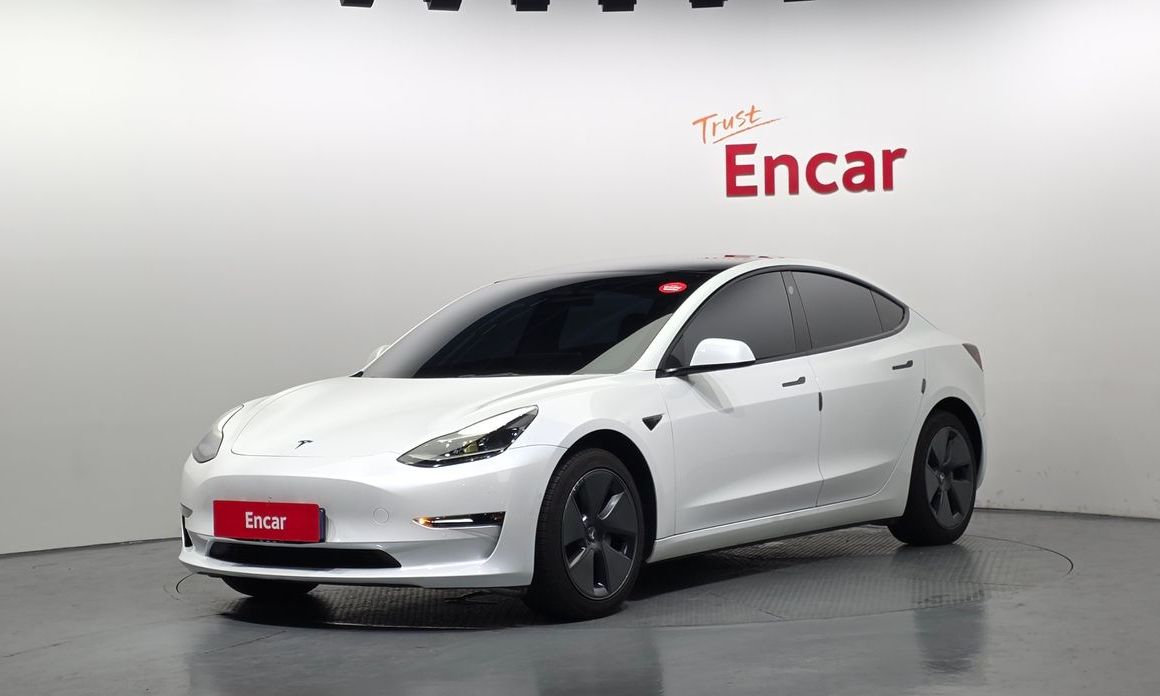 Tesla Model 3 2022