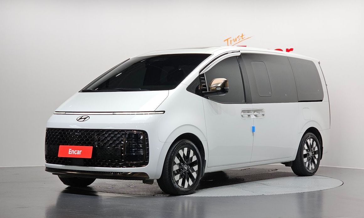 Hyundai Staria 2025