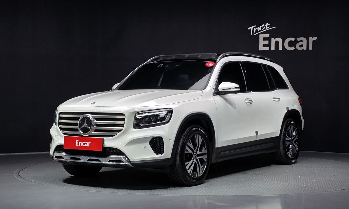 Mercedes-Benz GLB-Class 2024