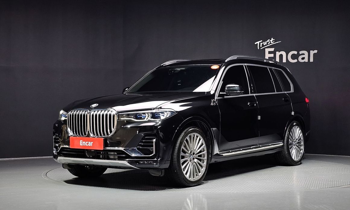 BMW X7 2021