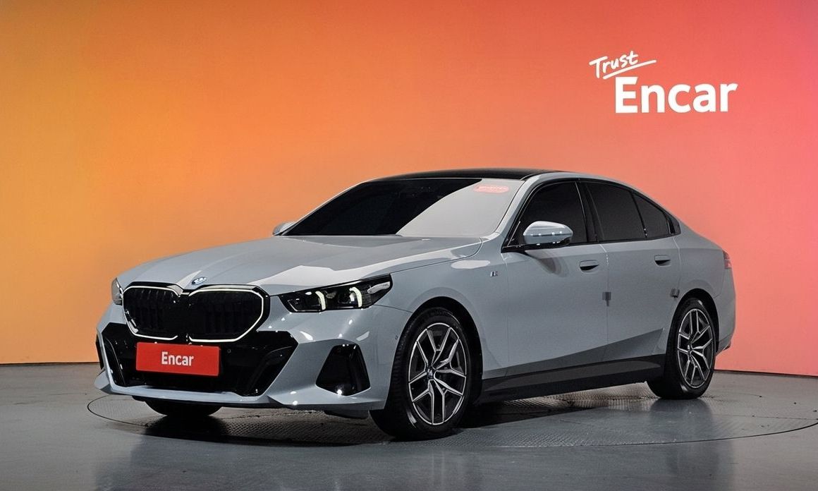 BMW i5 2025