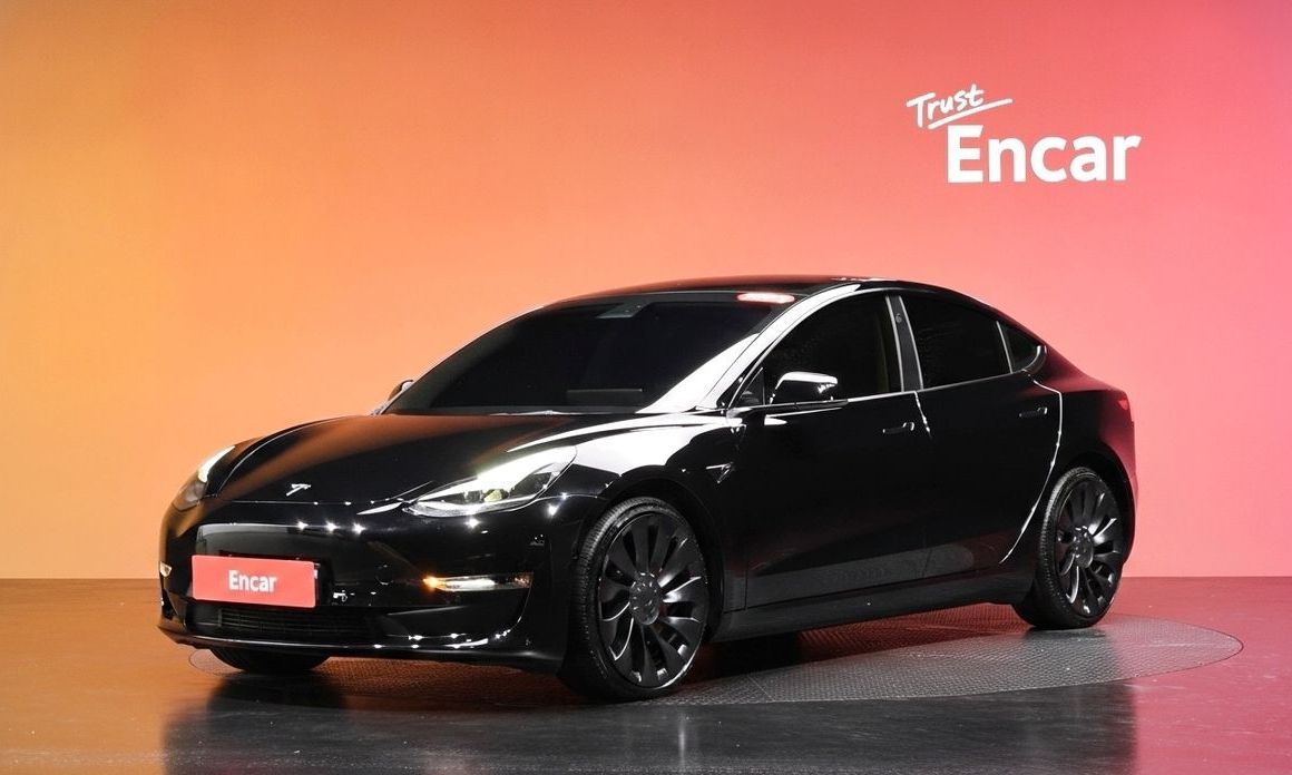 Tesla Model 3 2022